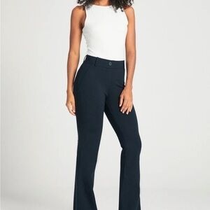 Betabrand boot cut yoga dress pant. Women’s size medium.